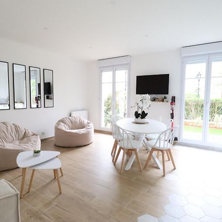 La Boheme By Plaza Apartman Serris Kültér fotó
