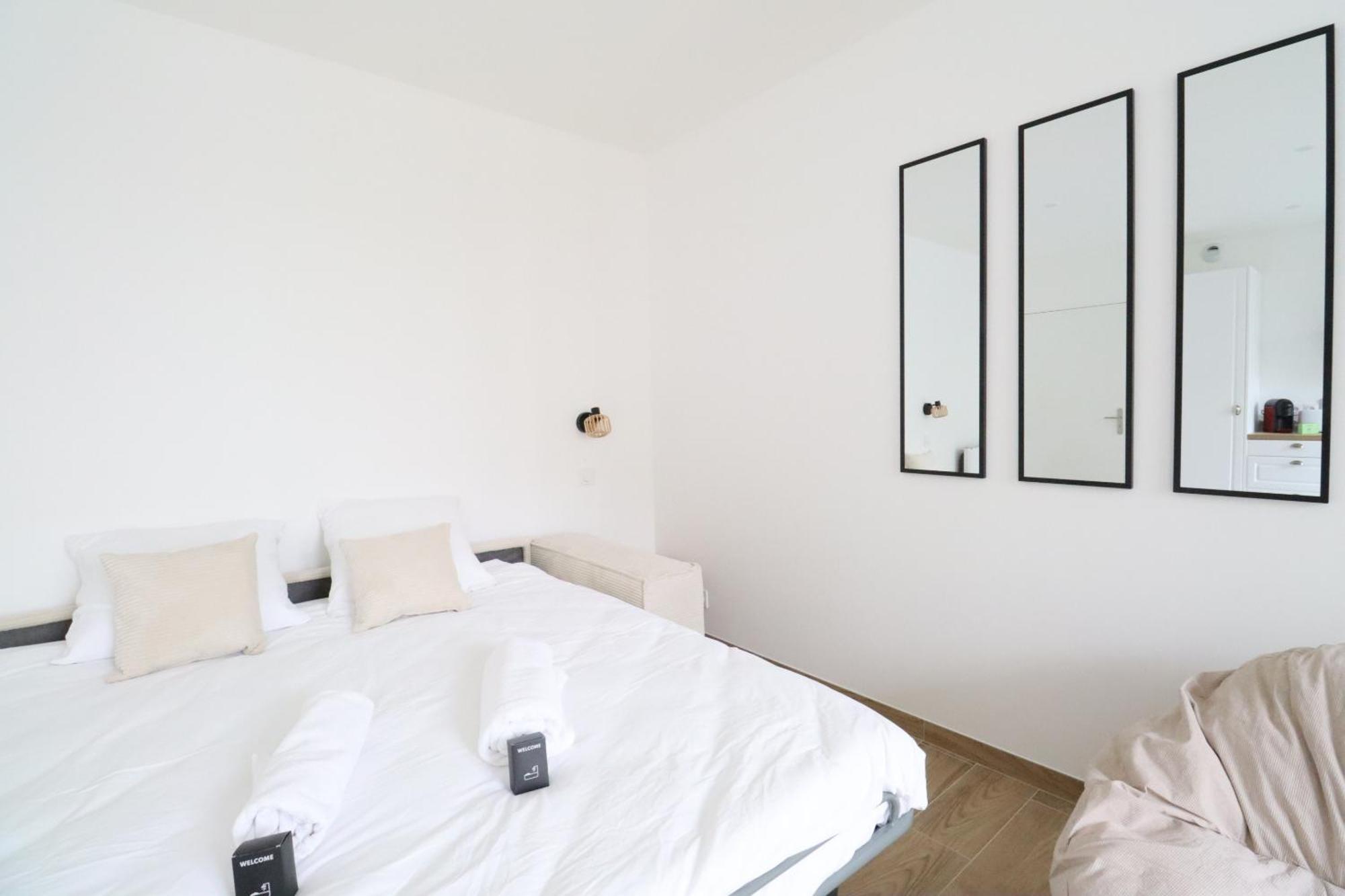 La Boheme By Plaza Apartman Serris Kültér fotó