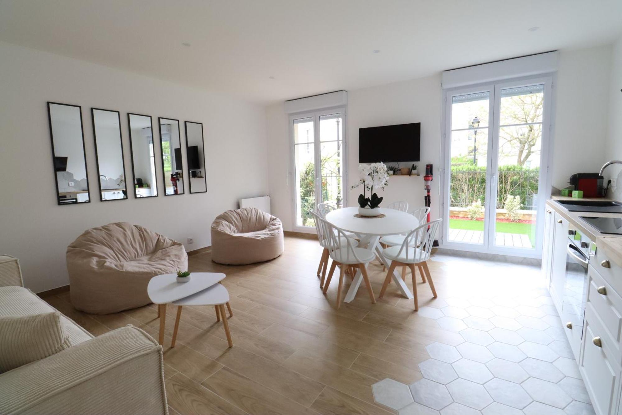La Boheme By Plaza Apartman Serris Kültér fotó